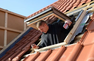 Pose de fenêtres de toit Velux à Sahune
